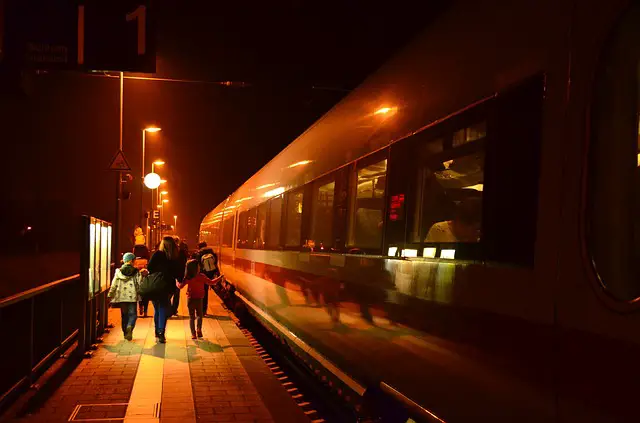 Vale a pena viajar de trem a noite na Europa?