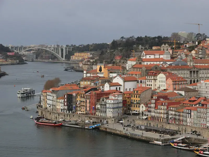 Cidades mais bonitas de Portugal: onde fica Porto