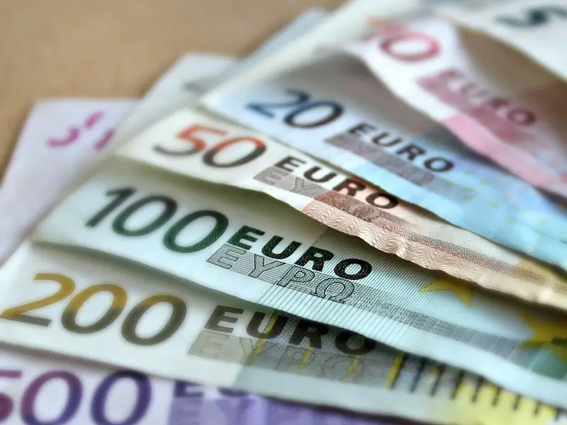 Como lidar com dinheiro na Holanda