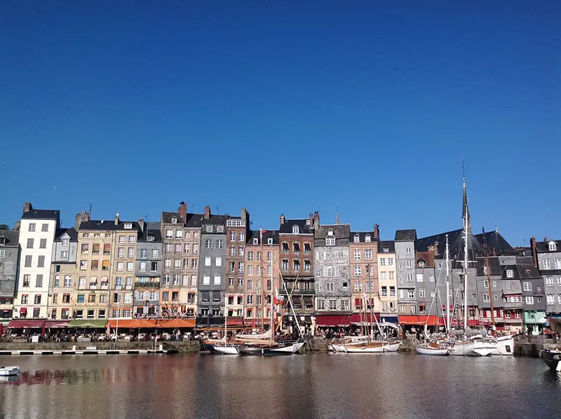 cidades litorâneas Normandia o que fazer em Honfleur