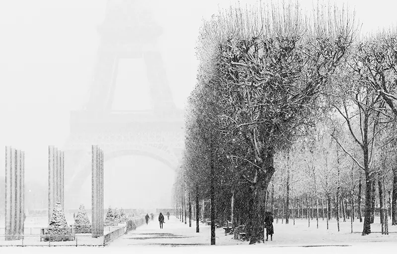Inverno em Paris Neve na França