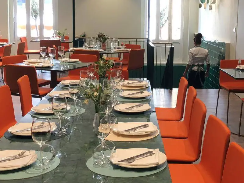 Restaurantes baratos em Valência Restaurantes bem localizados em Valência